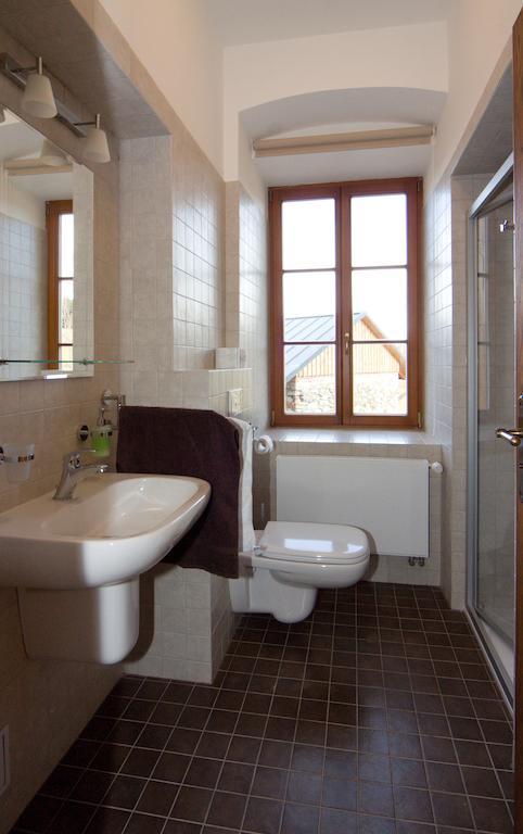 Penzion Stara Vapenka Svinná 部屋 写真
